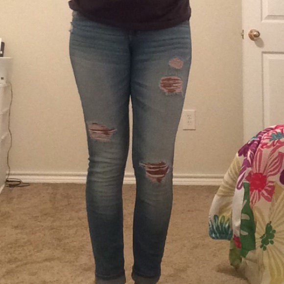 Light wash Hollister jeans