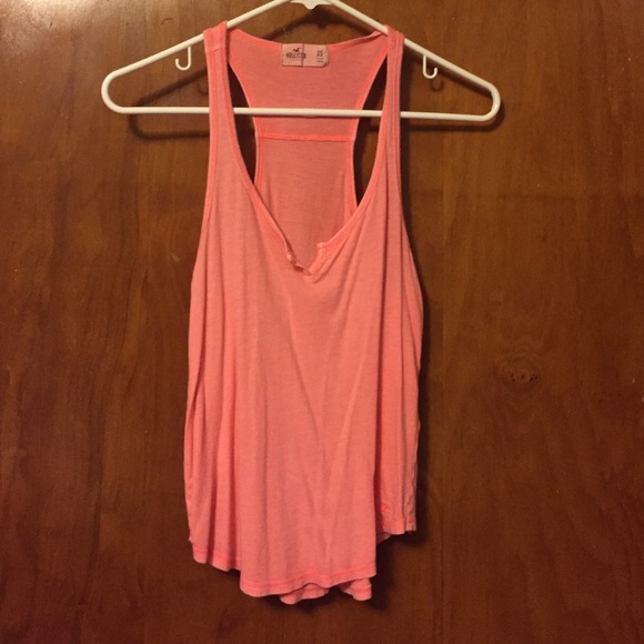 Hollister Tank
