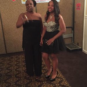 Meet your Posher, Mia