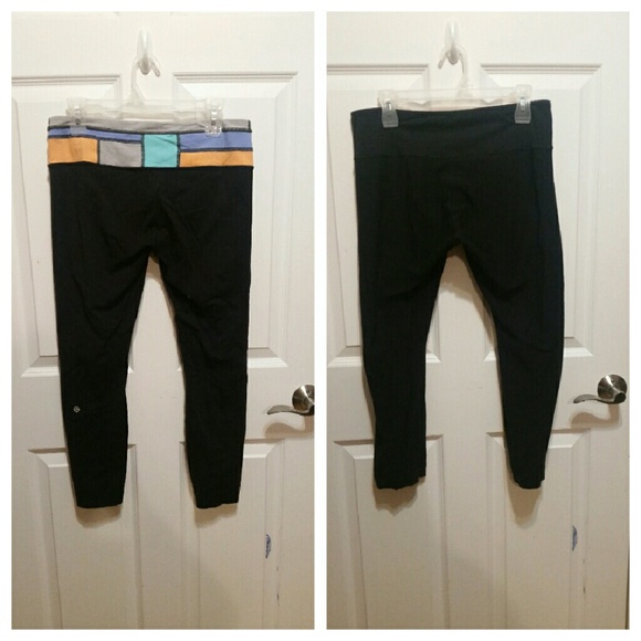 lululemon athletica Pants - Reversible Lululemon Wunder Under leggings *short