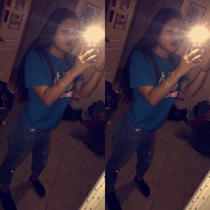 Meet your Posher, Anahi