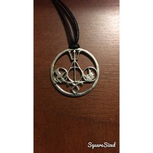 Multifandom Silver Necklace