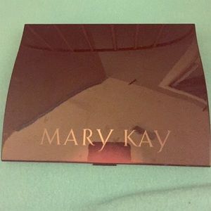 Empty Mary Kay big compact