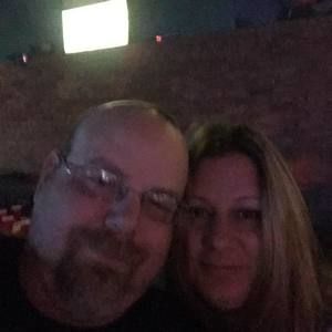 Meet your Posher, Roni