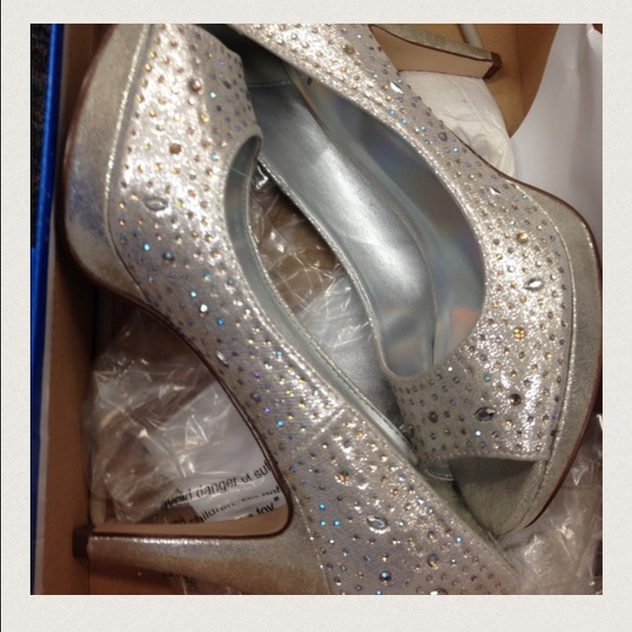 Great condition. Never go out.  Worn once - Picture 1 of 1