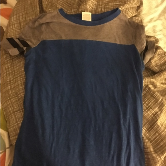 Vs pink shirt