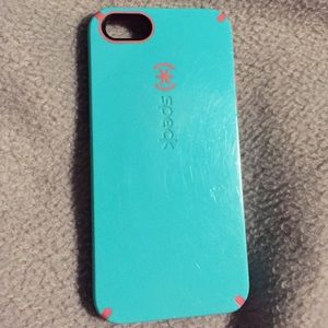 Speck iPhone 5s case