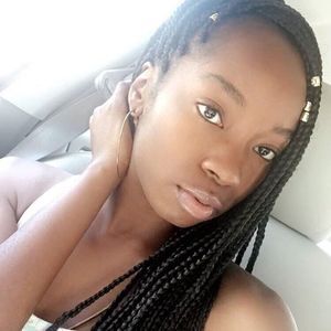 Meet your Posher, Katrice