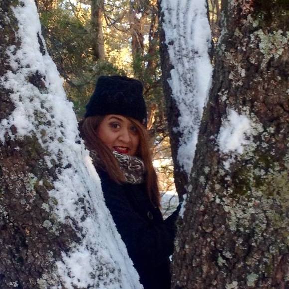 Meet your Posher, Tania - Picture 1 of 1