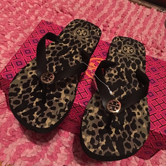 Tory burch flip flops