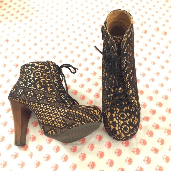 Black lace booties 😍😍