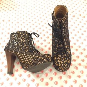 Black lace booties 😍😍