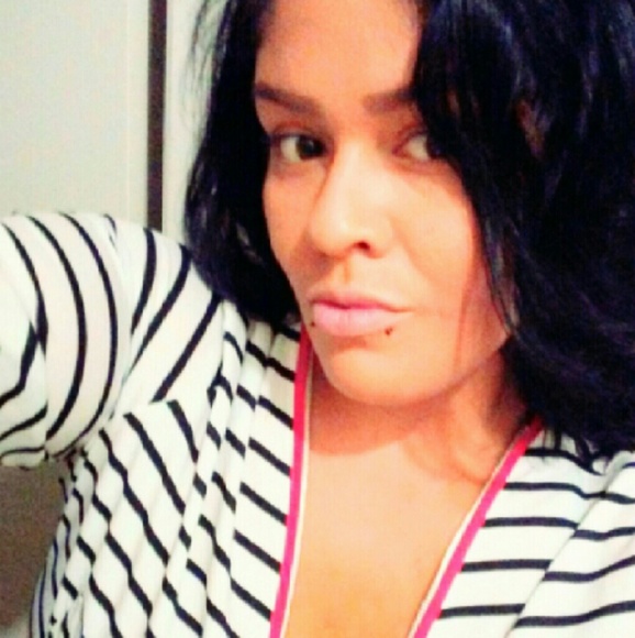 Meet your Posher, Cindy - Picture 1 of 1