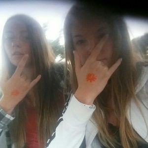 Meet your Posher, Julia