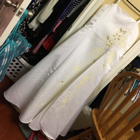 Dress - Picture 2 of 3