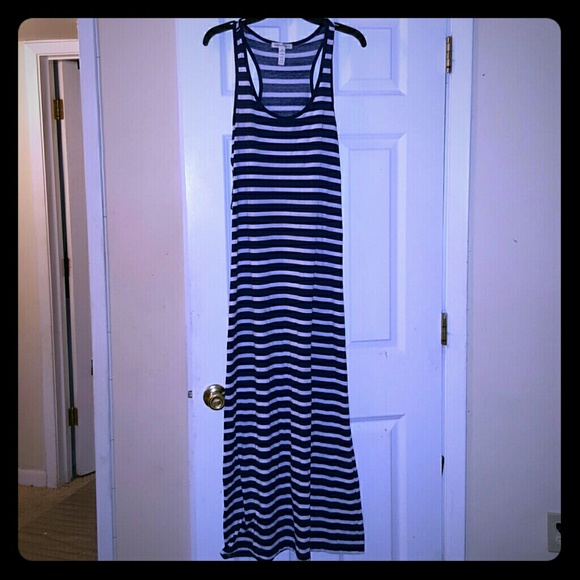RACER BACK STRIPPED MAXI DRESS