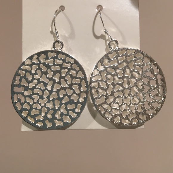 🎁Statement earrings