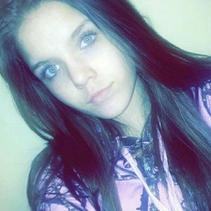 Meet your Posher, Lilly