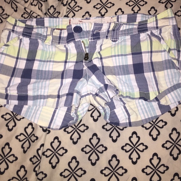 Plaid Hollister shorts