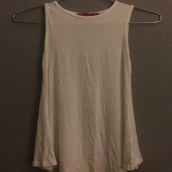 white tee