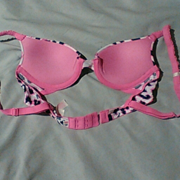 Sold on Merc VS Pink Push Up - Picture 2 of 4