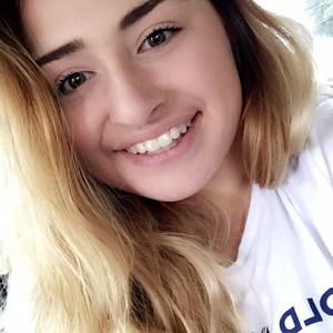 Meet your Posher, Ashley