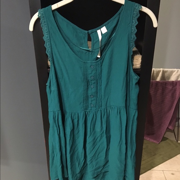 NWOT Emerald Green LC Lauren Conrad blouse/tunic L