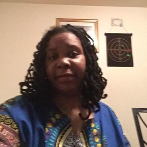 Meet your Posher, Clarissa