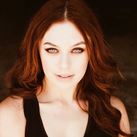 Meet your Posher, Lexi