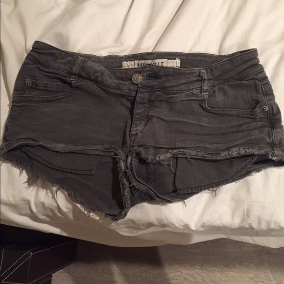 Brandy Melville shorts