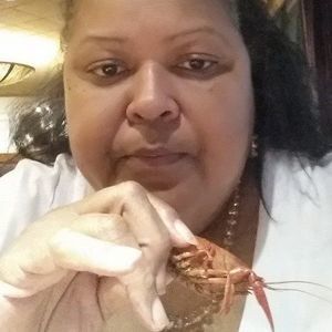 Meet your Posher, Freda