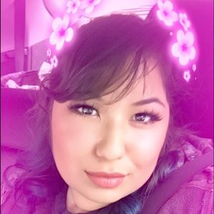 Meet your Posher, Alyssa