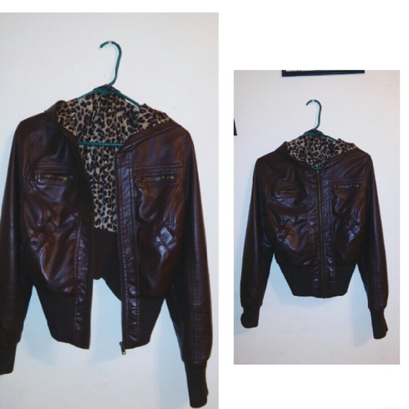 A jacket for winter, its very warm and good qualit