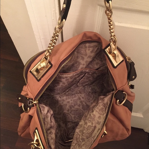 Bag - Picture 2 of 3