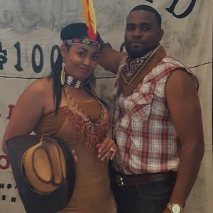 Meet your Posher, Mia