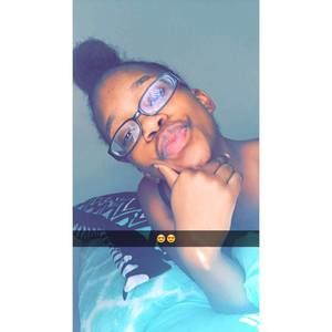 Meet your Posher, Imani