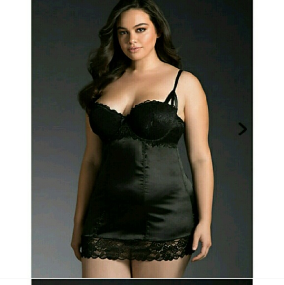 Torrid Satin 2x , 18/20 sexy lace up back chemise.