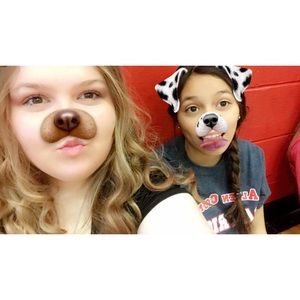 Meet your Posher, Hillary