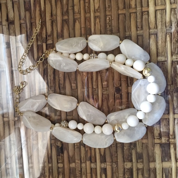 Statement necklace