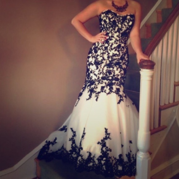 Allure Romance Gown