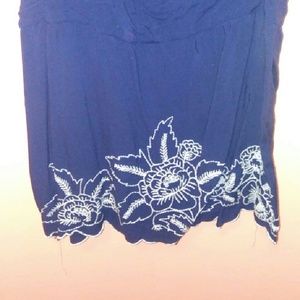 Torrid embroidered tank