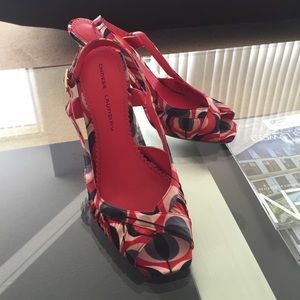 Chinese laundry sling back heals