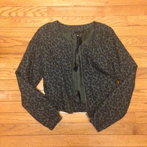 Stylish H&M Black Leopard Pattern Jacket