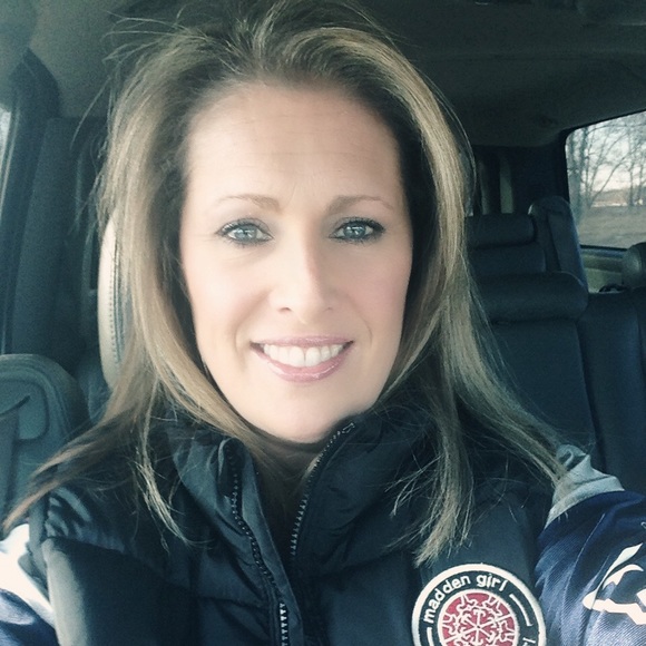 Meet your Posher, Amy - Picture 1 of 1