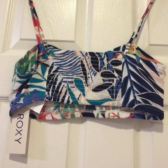 ROXY paradise print halter top adjustable straps M - Picture 2 of 4