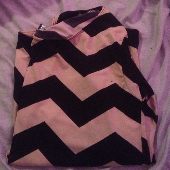 Chevron Shirt - Picture 4 of 4