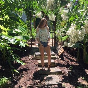 Meet your Posher, Loryn