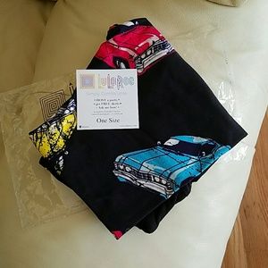 LuLaRoe OS car leggings