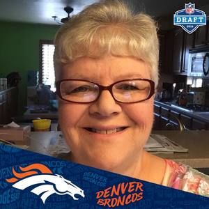 Meet your Posher, Eva