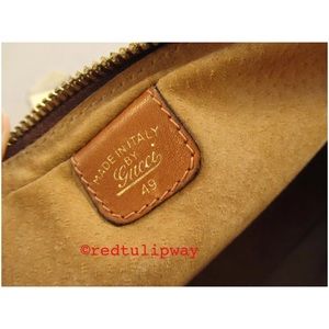 Gucci Bags - 🌹SOLD🌹Vintage Gucci Crossbody Gucci Bags - 🌹SOLD🌹Vintage Gucci Crossbody